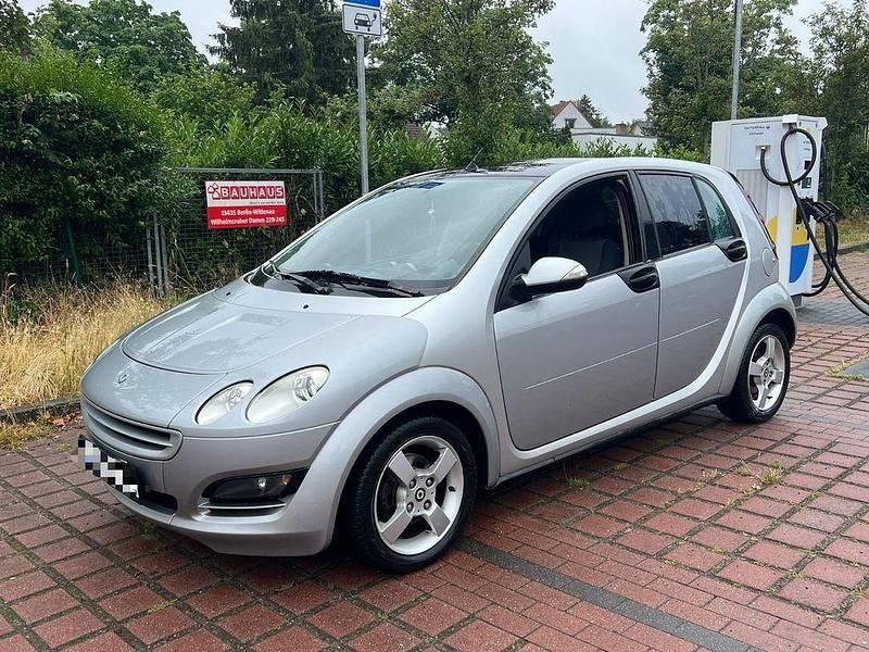 Silber Gebraucht 2006 Smart ForFour Limousine | 3.199 € (Fairer Preis) - Bild 1/4