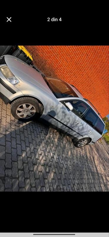 Gebraucht VW Passat 115 PS (84 kW) 2000 Silber Kombi