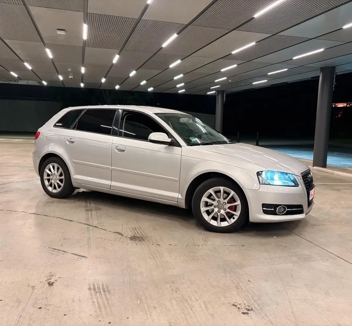Gebraucht Audi A3 Ambition 125 PS (91 kW) 2011 Silber Kleinwagen