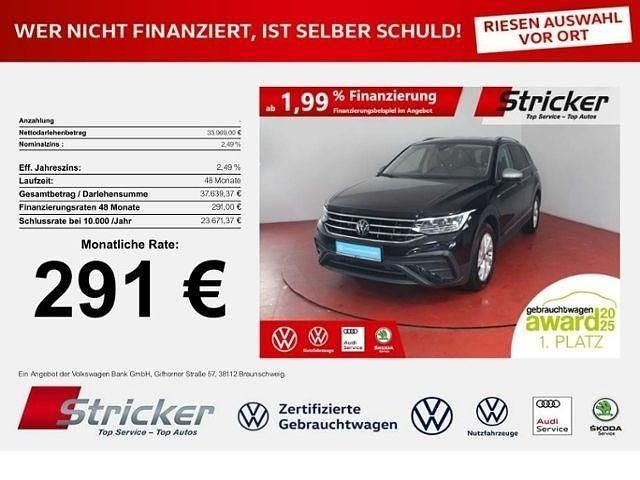 Schwarz (deep black perleffekt) Gebraucht 2024 VW Tiguan Allspace Life SUV | 33.969 € (Superpreis) - Bild 1/4