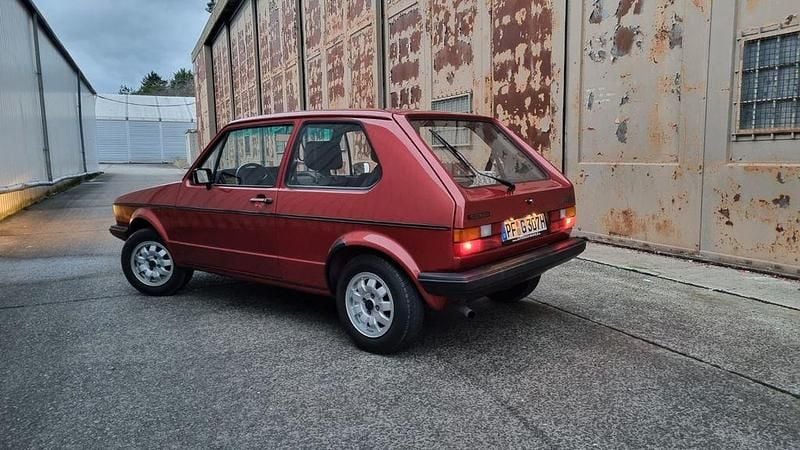 Gebraucht VW Golf I 50 PS (36 kW) 1982 Rot Kleinwagen