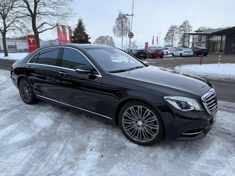 Schwarz Gebraucht 2015 Mercedes S550 Limousine | 29.900 € - Bild 1/4