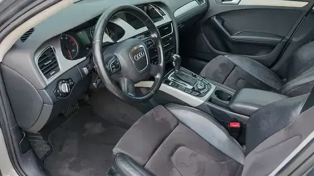 Gebraucht Audi A4 Ambition 120 PS (88 kW) 2012 Grau Kombi