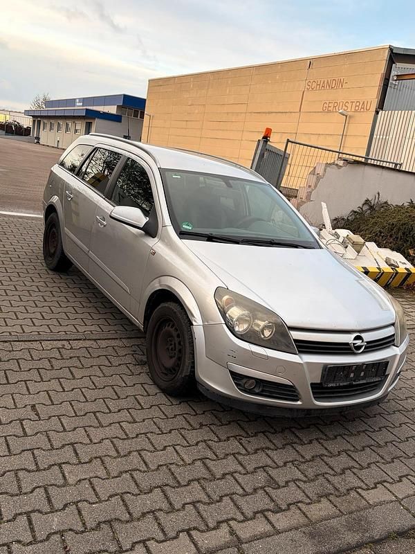 Gebraucht Opel Astra 125 PS (91 kW) 2005 Silber Kombi