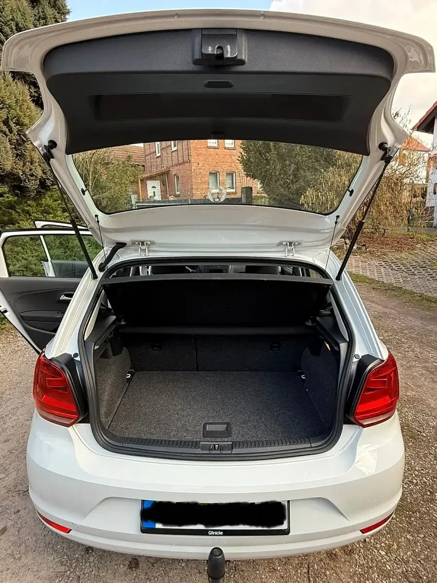 Gebraucht VW Polo 60 PS (44 kW) 2014 Weiß Kleinwagen