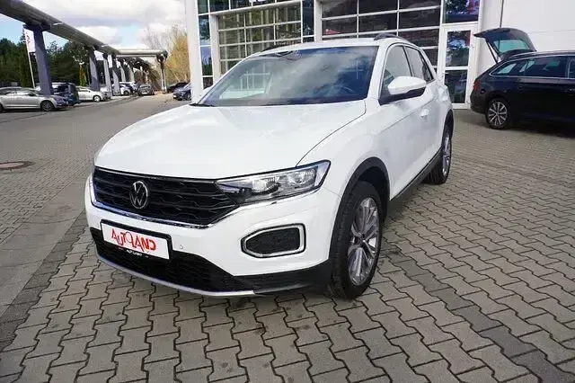 Begagnad VW T-Roc Active 150 HK (110 kW) 2021 Vit SUV