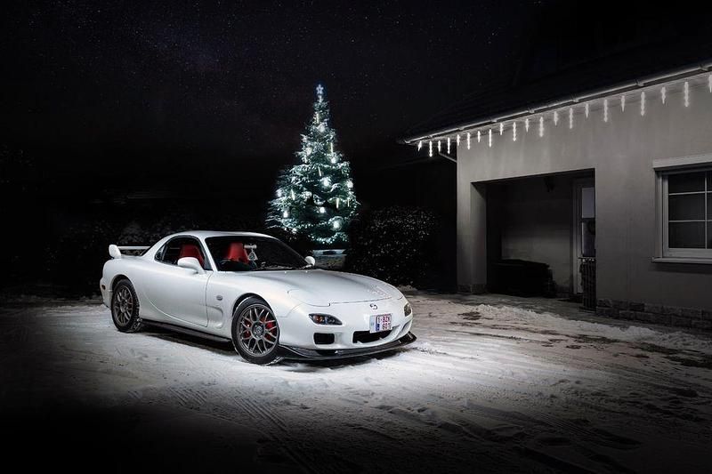 Weiß Gebraucht 2000 Mazda RX7 Kleinwagen | 74.999 € - Bild 1/4