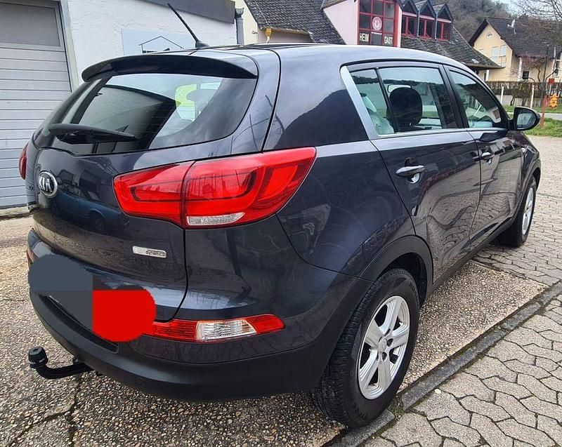 Gebraucht Kia Sportage 135 PS (99 kW) 2016 Grau SUV