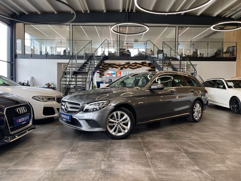 Grau Gebraucht 2019 Mercedes C200 Kombi | 23.499 € (Guter Preis) - Bild 1/4