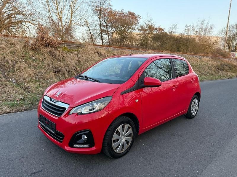 Gebraucht Peugeot 108 Active 69 PS (50 kW) 2015 Rot Kleinwagen
