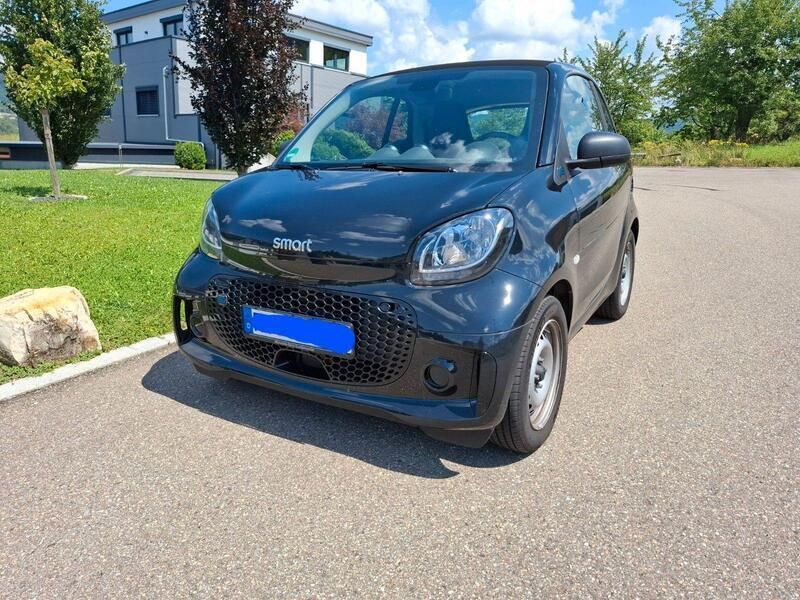 Schwarz Gebraucht 2023 Smart ForTwo Electric Drive Coupé | 10.499 € (Fairer Preis) - Bild 1/4