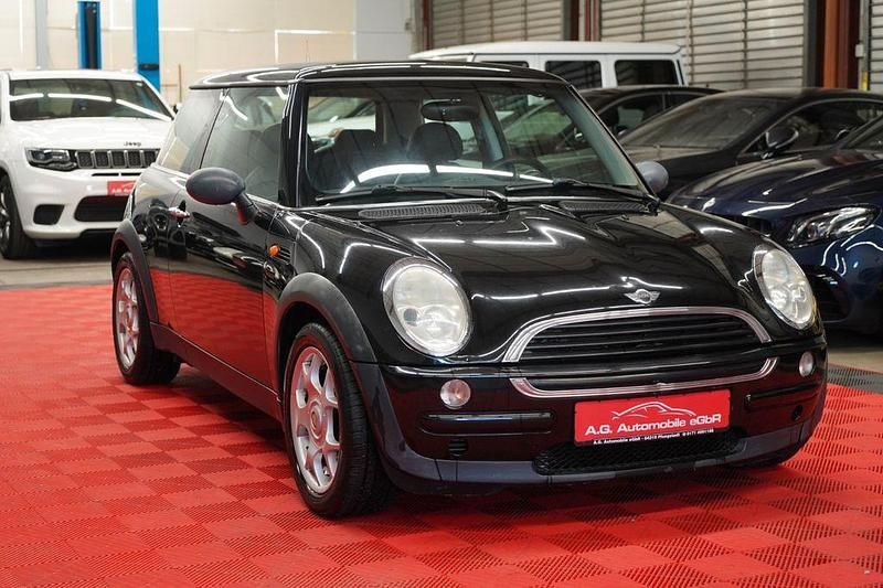 Gebraucht Mini ONE 90 PS (66 kW) 2004 Schwarz Kleinwagen