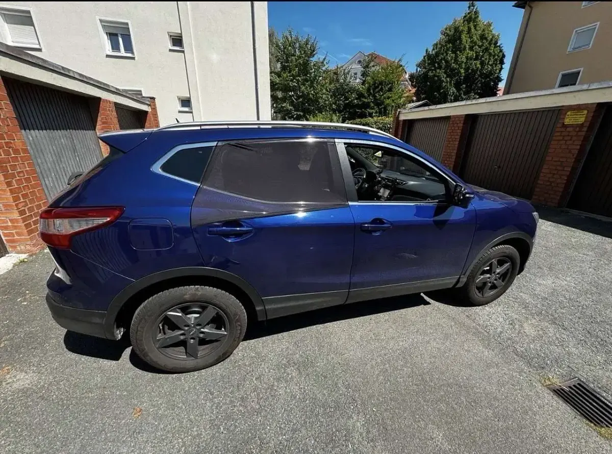 Gebraucht Nissan Qashqai 360º 116 PS (85 kW) 2015 Blau SUV