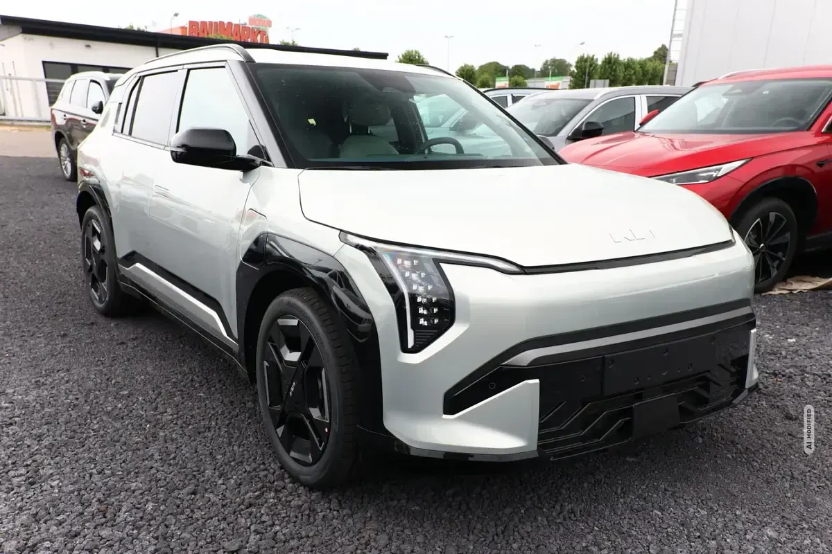 Neu Kia EV3 GT-Line 150 kW (204 PS) 2026 Silber metallic SUV