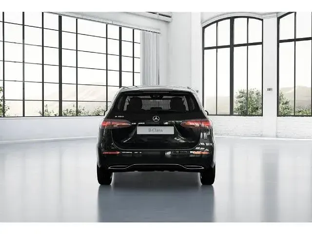 Gebraucht Mercedes B180 136 PS (100 kW) 2026 Kleinwagen