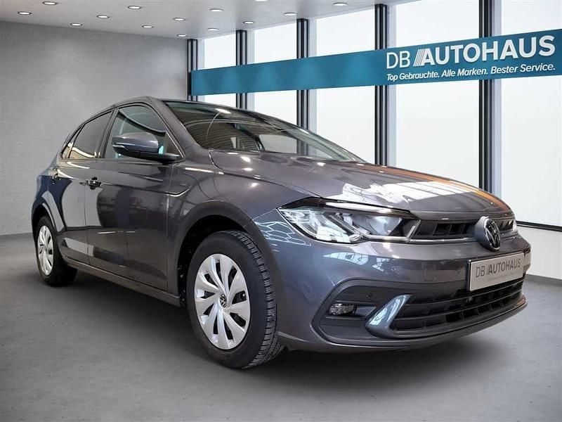 Gebraucht VW Polo Life 95 PS (69 kW) 2024 Grau Kleinwagen
