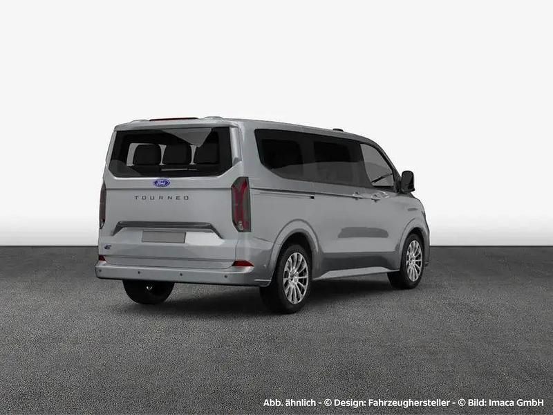 Neu Ford Tourneo Custom Nugget 150 PS (110 kW) 2025 Silber Van