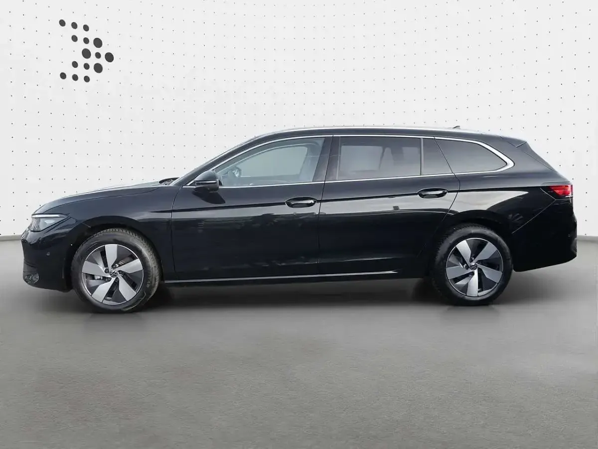 Gebraucht VW Passat Business 150 PS (110 kW) 2025 Grenadillschwarz metallic Kombi