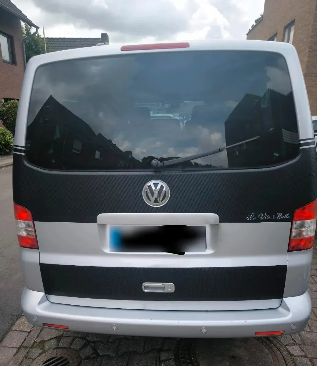 Gebraucht VW Multivan 131 PS (96 kW) 2009 Silber Van / Kleinbus