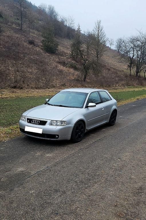 Grau Gebraucht 2000 Audi S3 Sport Limousine | 9.950 € (Fairer Preis) - Bild 1/4