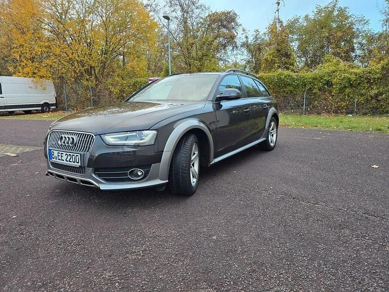Gebraucht Audi A4 Allroad 177 PS (130 kW) 2013 Braun Kombi