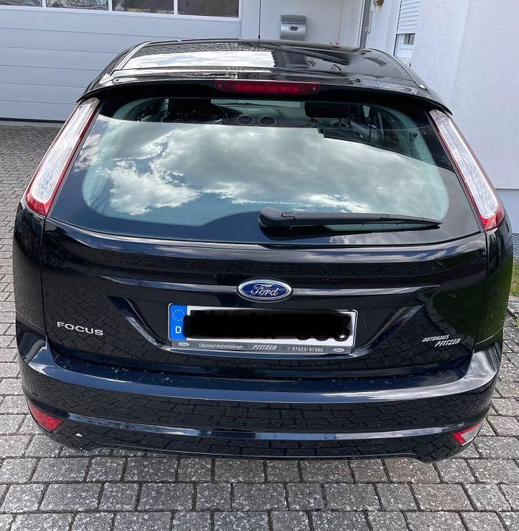 Second-hand Ford Focus 116 CP (85 kW) 2009 Negru Hatchback
