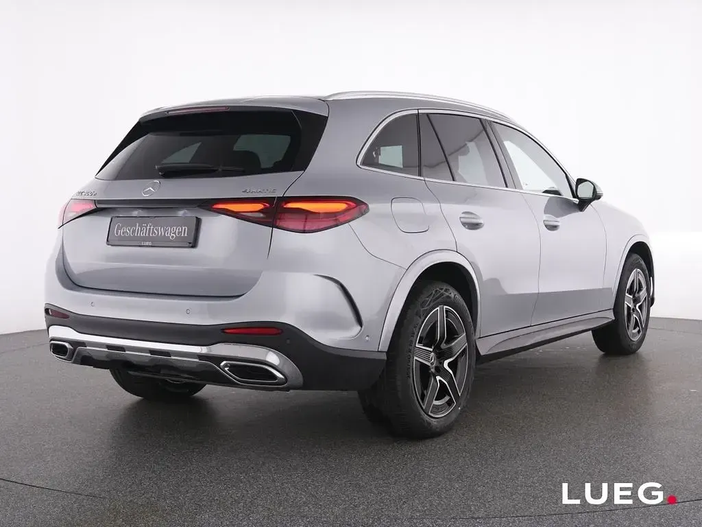 Gebraucht Mercedes GLC400d AMG 381 PS (280 kW) 2025 Silber SUV