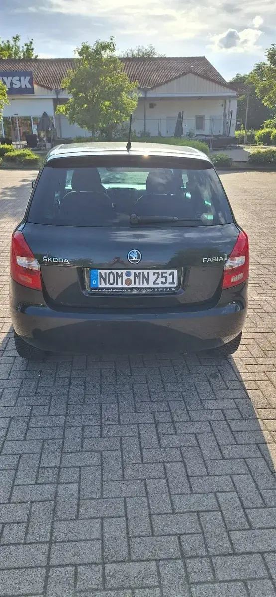 Gebraucht Skoda Fabia Fresh 90 PS (66 kW) 2013 Schwarz Kleinwagen