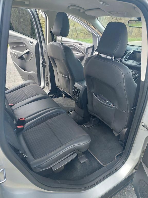 Gebraucht Ford Kuga Titanium 150 PS (110 kW) 2018 Silber SUV