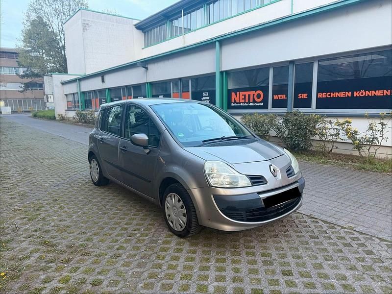 Second-hand Renault Modus 101 CP (74 kW) 2008 Auriu Monovolum
