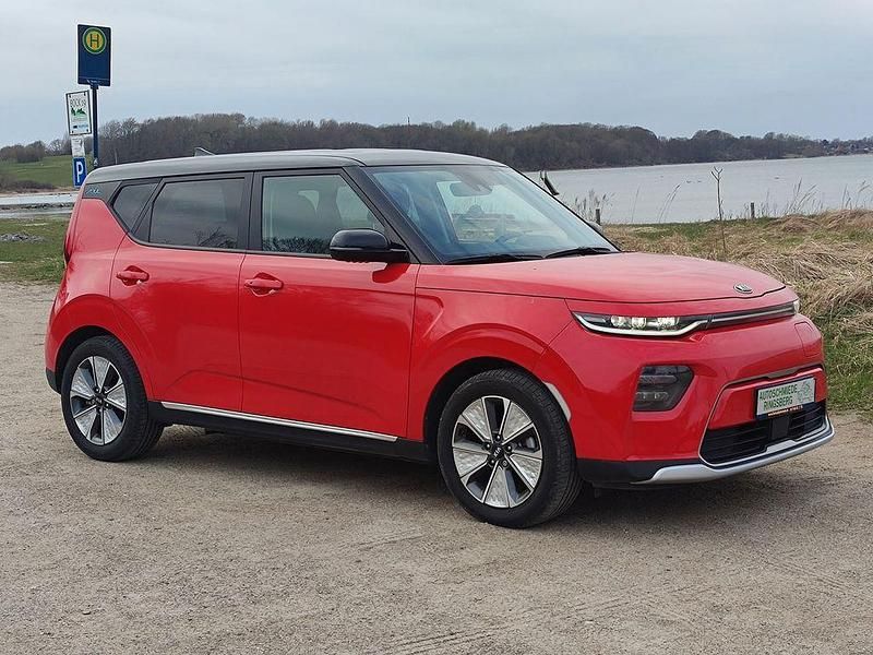 Gebraucht Kia Soul EV 150 kW (204 PS) 2021 Rot SUV