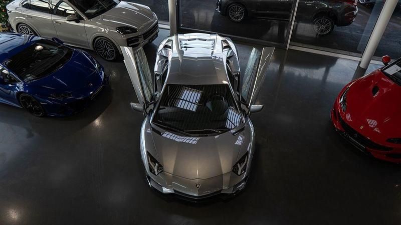 Gebraucht Lamborghini Aventador 741 PS (545 kW) 2017 Grau Coupé