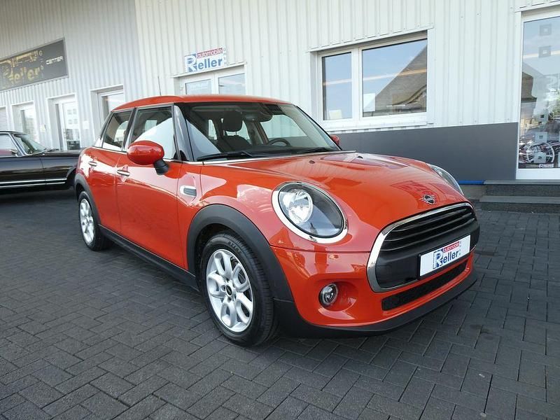 Orange Gebraucht 2019 Mini ONE Kleinwagen | 15.900 € (Fairer Preis) - Bild 1/4
