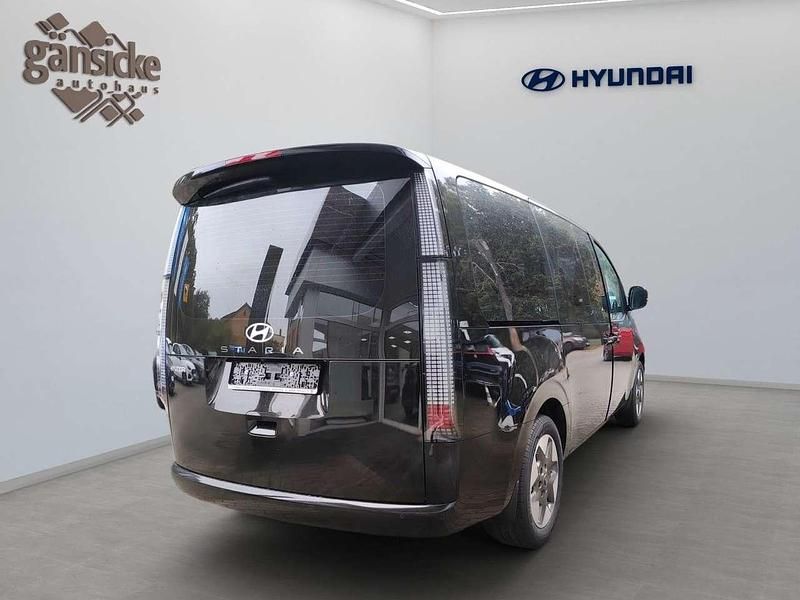 Neu Hyundai Staria Prime 224 PS (164 kW) 2025 Schwarz Van / Kleinbus