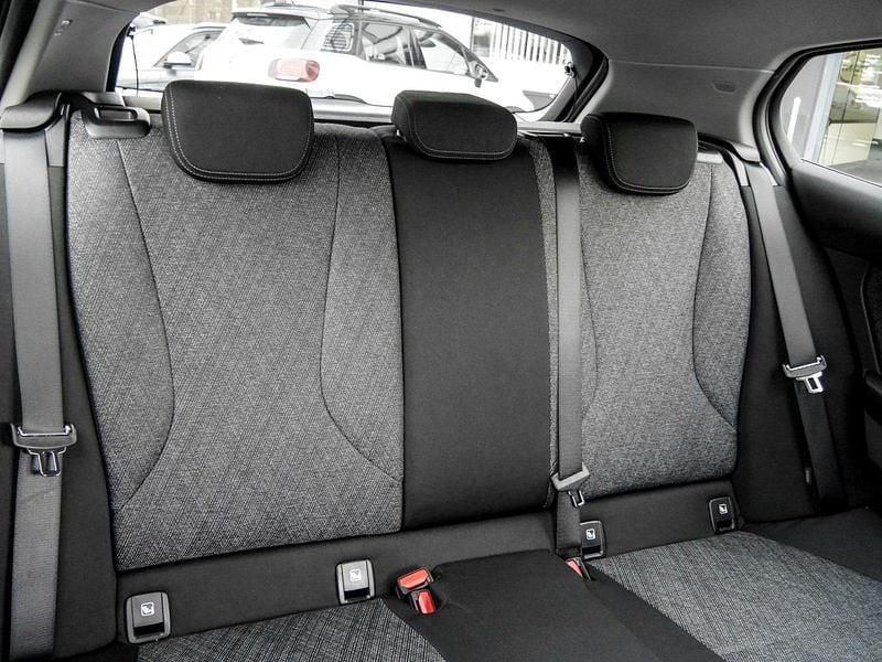 Neu BMW 120 M Sport 156 PS (114 kW) 2025 Weiß Kleinwagen