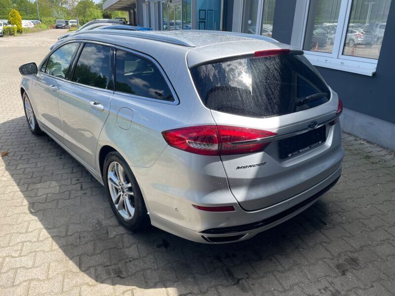 Gebraucht Ford Mondeo Titanium 179 PS (131 kW) 2018 Silber Kombi