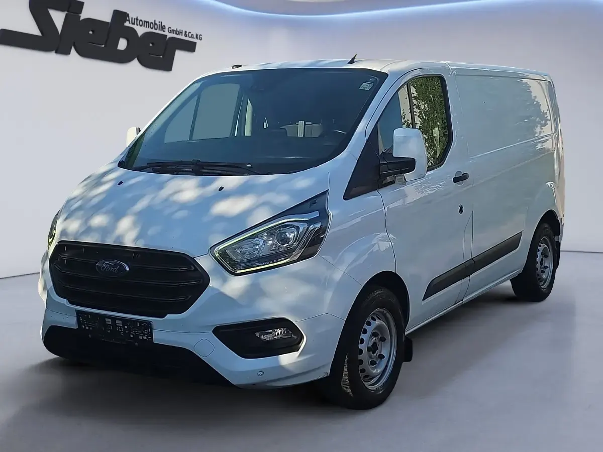 Gebraucht Ford Transit Custom Trend 131 PS (96 kW) 2019 Frostweiß Limousine