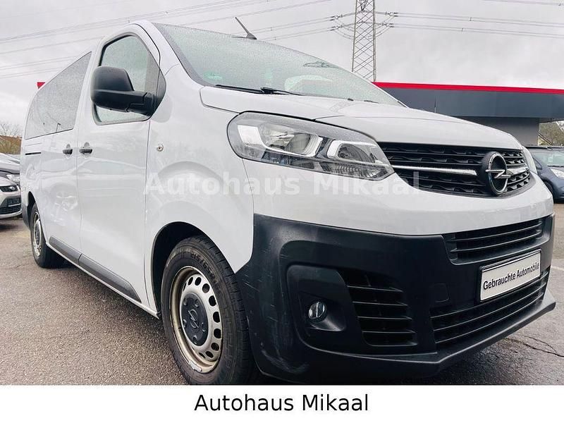 Gebraucht Opel Vivaro 120 PS (88 kW) 2022 Casablancaweiss/glacier/arctic Van / Kleinbus