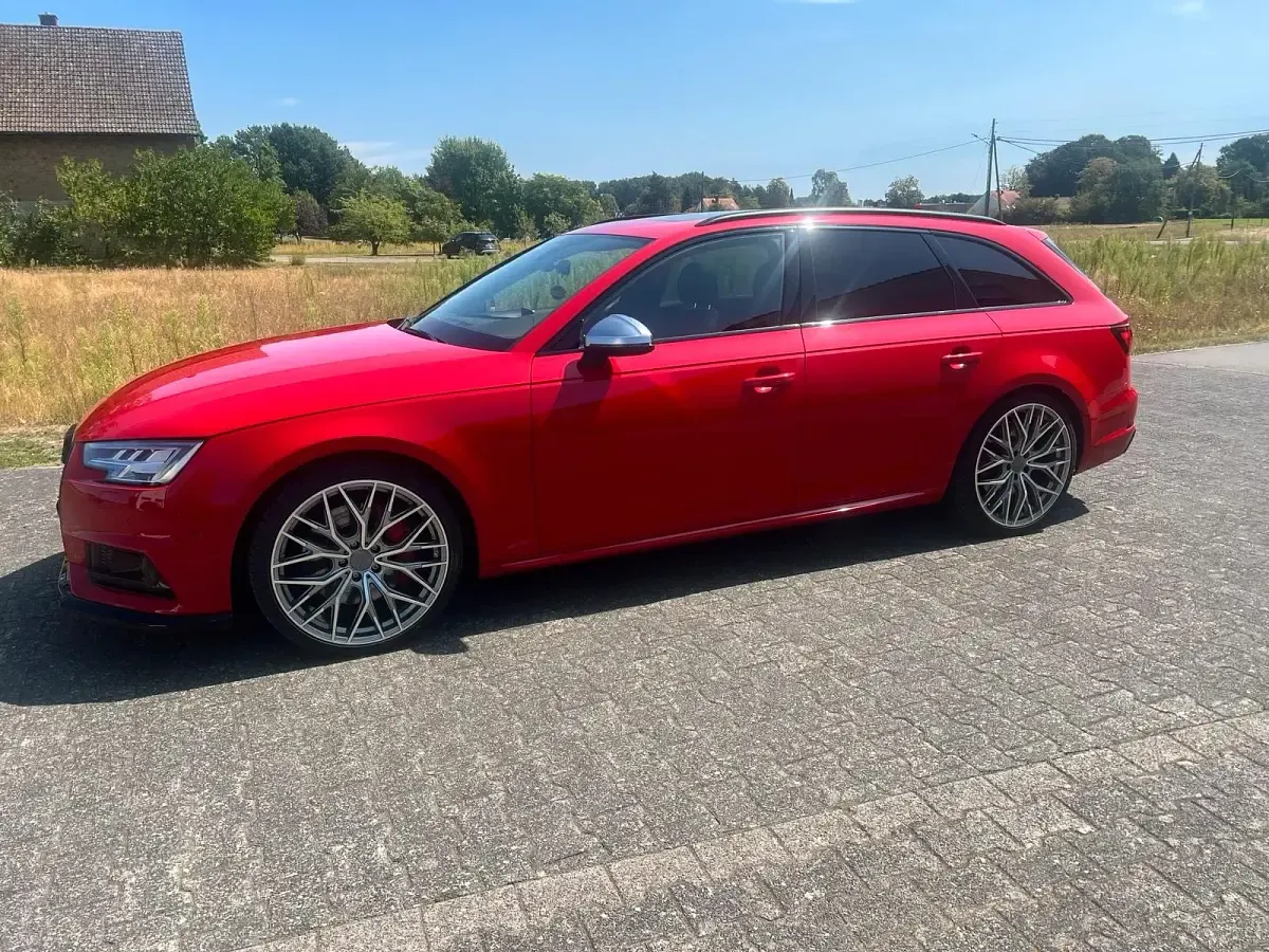 Gebraucht Audi S4 Design 354 PS (260 kW) 2018 Rot Kombi