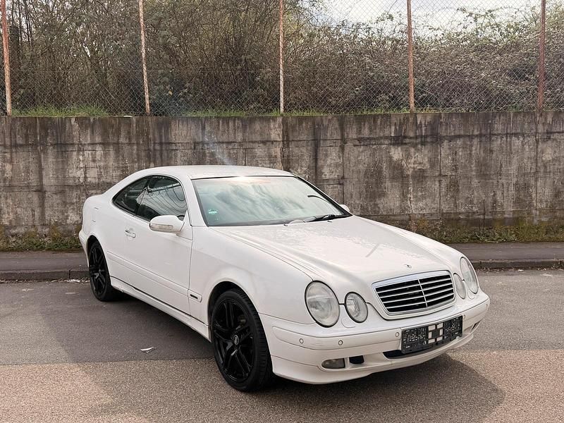 Gebraucht Mercedes CLK200 146 PS (107 kW) 2000 Weiß Coupé