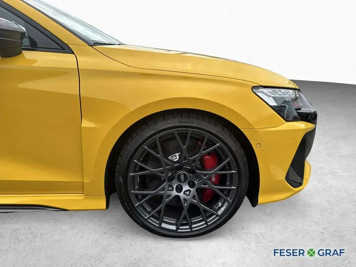 Gebraucht Audi RS3 Sport 400 PS (294 kW) 2025 Individuallackierungen audi... Limousine