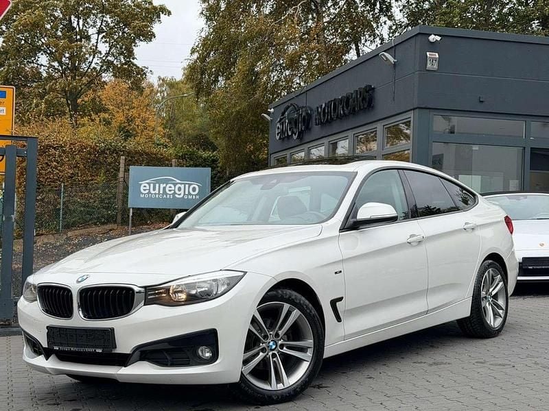 Mineralweiss Gebraucht 2015 BMW 318 Sport Line Limousine | 11.490 € (Guter Preis) - Bild 1/4