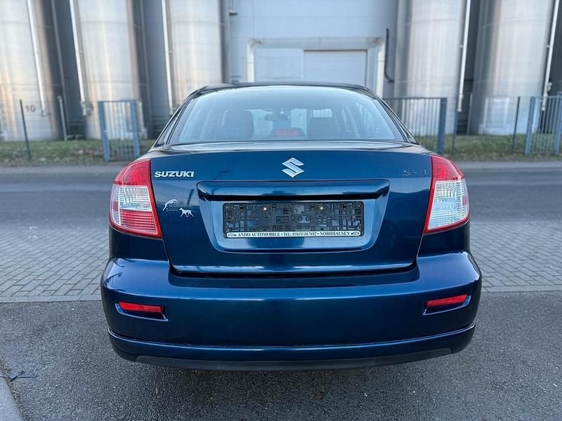 Gebraucht Suzuki SX4 Comfort 107 PS (78 kW) 2009 Blau Limousine