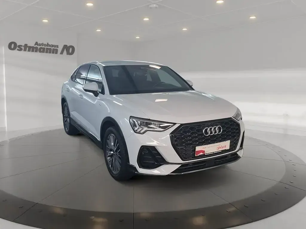 Gebraucht Audi Q3 Sportback S-Line 245 PS (180 kW) 2022 Weiß SUV