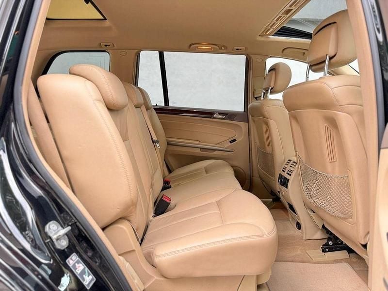 Schwarz Gebraucht 2009 Mercedes GL420 SUV | 12.000 € (Superpreis) - Bild 1/4