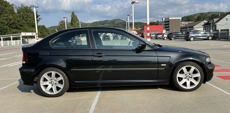 Gebraucht BMW 316 Compact Sport Line 116 PS (85 kW) 2005 Schwarz Kleinwagen
