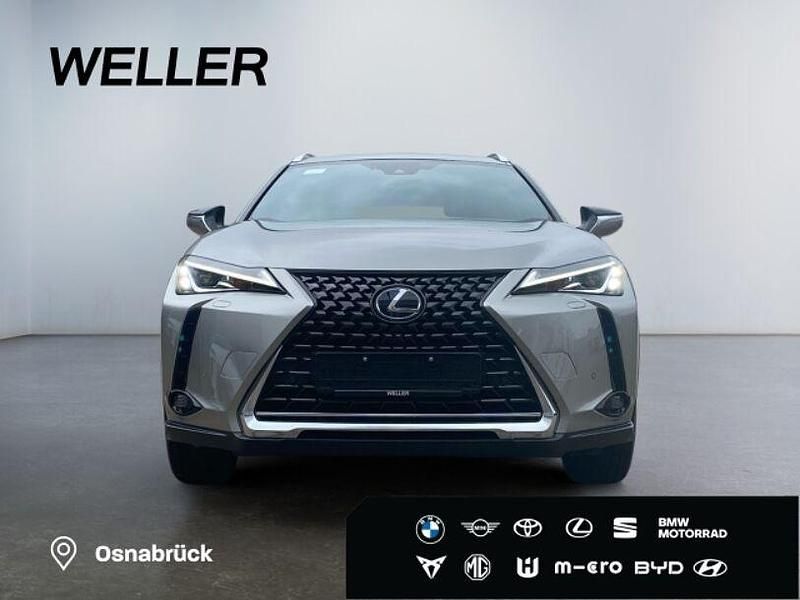 Gebraucht Lexus UX 300e 150 kW (204 PS) 2022 Silber SUV