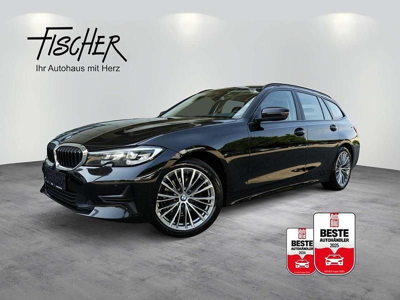 Schwarz ii Gebraucht 2022 BMW 320 Advantage Kombi | 24.870 € (Etwas zu teuer) - Bild 1/3
