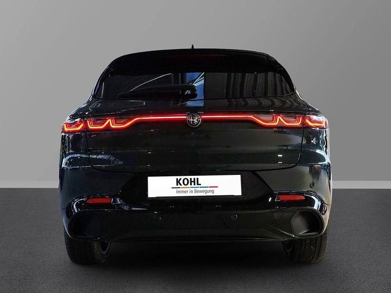 Neu Alfa Romeo Tonale Veloce 174 PS (127 kW) 2026 Dunkelgruen SUV