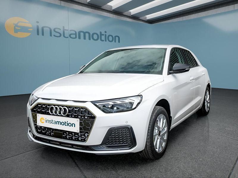 Weiß Gebraucht 2025 Audi A1 Sportback Kleinwagen | 24.749 € (Fairer Preis) - Bild 1/4